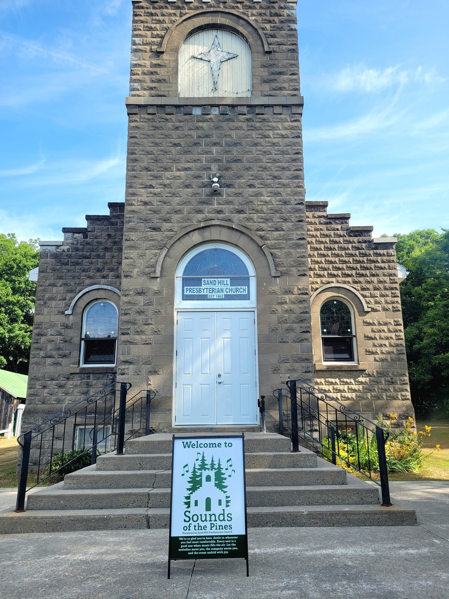 Front entrance of Sand Hill Presbyterian Church